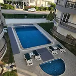 Circle Apartman *