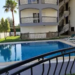 Apartman Circle
