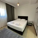 Apartman Circle Side